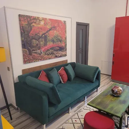 City Home Apartment
